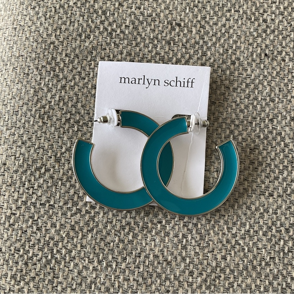 Marlyn Schiff Teal Enamel Hoop Earrings Gold Tone Statement Hoops NWT - Picture 3 of 3